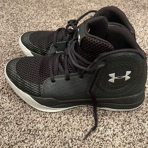 Under armour girls basketball shoes